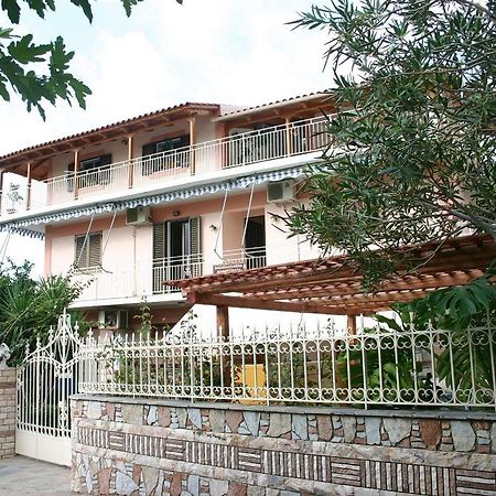 Liocharis Apartments 로우드하타 외부 사진