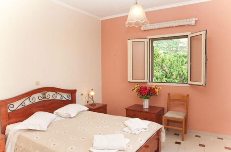 Liocharis Apartments 로우드하타 외부 사진