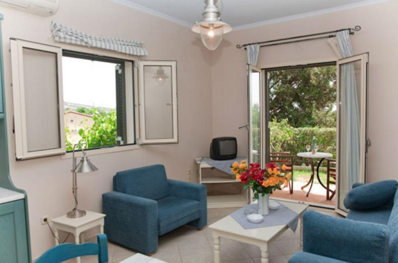 Liocharis Apartments 로우드하타 외부 사진